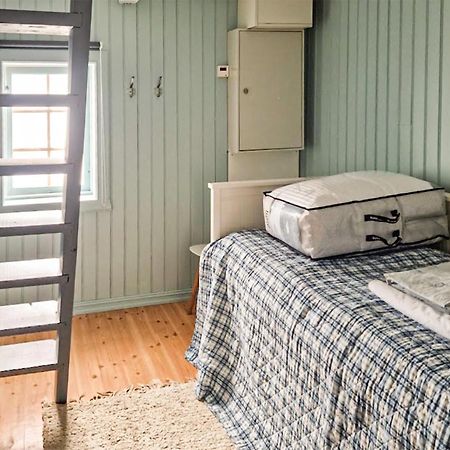 Awesome Home In Kristiansund With House Sea View Ngoại thất bức ảnh